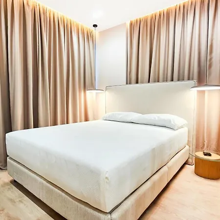 City Chic Vlore Exterior photo