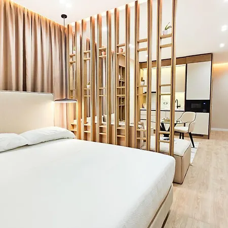 City Chic Vlore Exterior photo