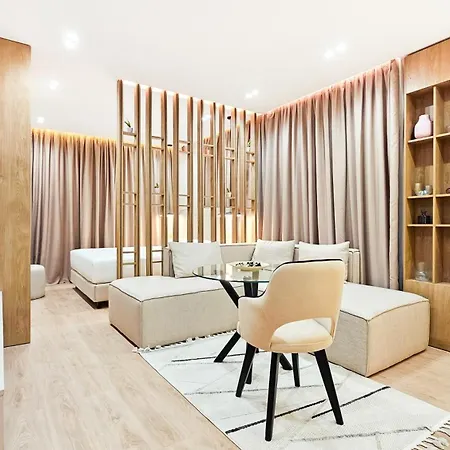 City Chic Vlore Exterior photo